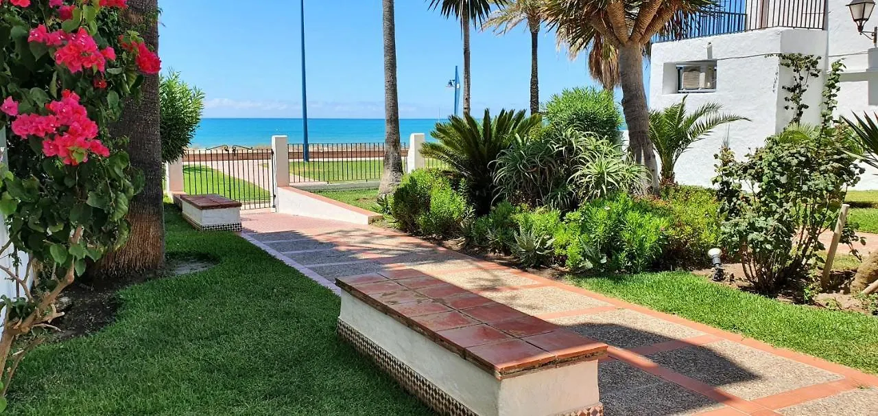Апартаменты Apartamento A Pie De Playa La Barrosa Чиклана-де-ла-Фронтера